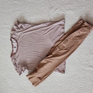 Victoria's secret pink yoga striped crew neck top and ribbed cropped leg…